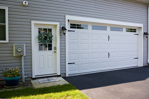 24/7 Emergency Garage Door Roller Replacement experts in Bayside Gardens, OR